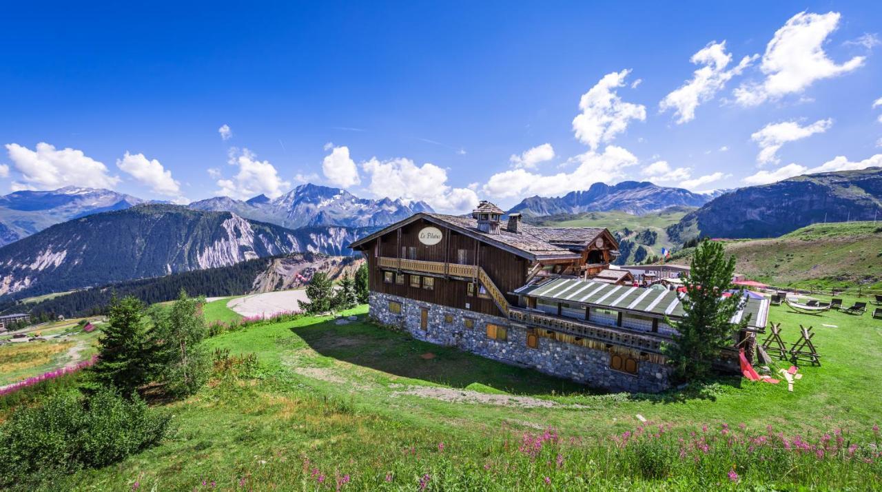Hotel 3 Etoiles -Restaurant Le Pilatus Courchevel Exterior foto